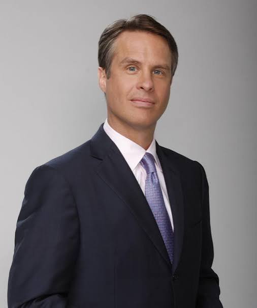 Terry Moran Biography